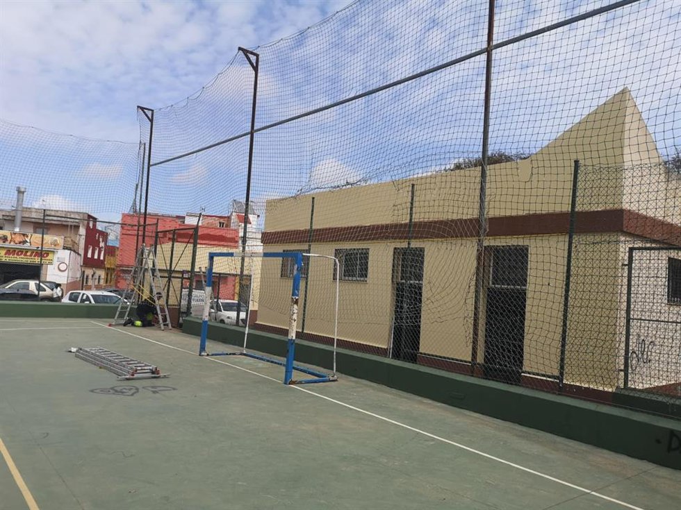 Trabajos de acondicionamiento de la pista municipal.