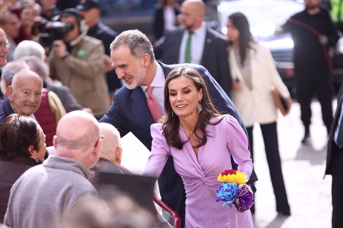 Archivo - Los Reyes Felipe VI y Letizia llegan al Gran Teatro Falla para la inauguración del IX Congreso Internacional de la Lengua Española a 27 de marzo del 2023 en Cádiz, Andalucía. El Rey Felipe VI y la Reina Letizia, inauguran el el Gran Teatro Falla