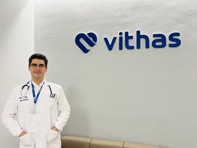 Doctor Josep Esteve, coordinador de la Unidad de Medicina Interna del Hospital Vithas Valencia 9 de Octubre