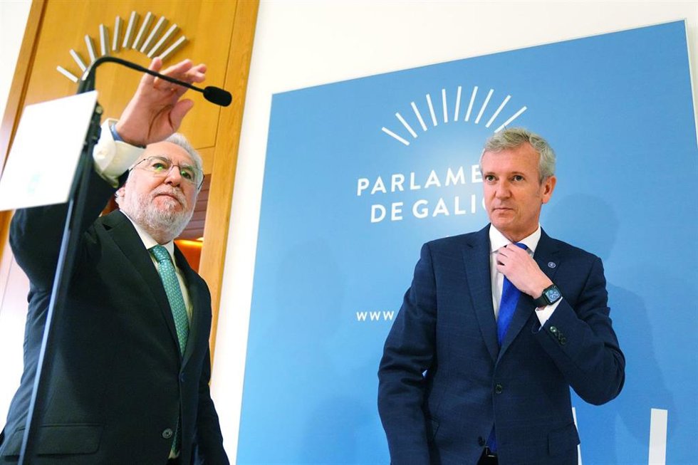 Rueda y Santalices en el Parlamento.