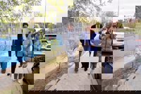 El Parque de Los Llanos, de los más grandes de Hortaleza, llevará el nombre de guardias civiles asesinados en Barbate