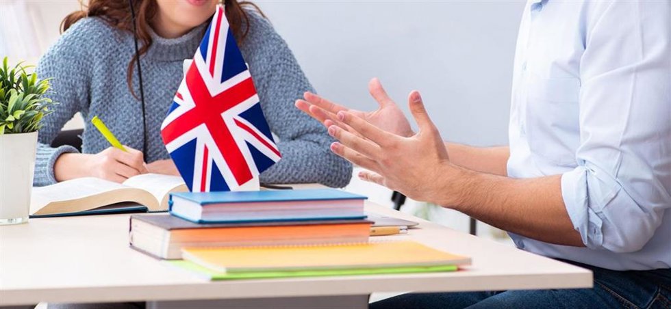 Archivo - Clases de inglés.