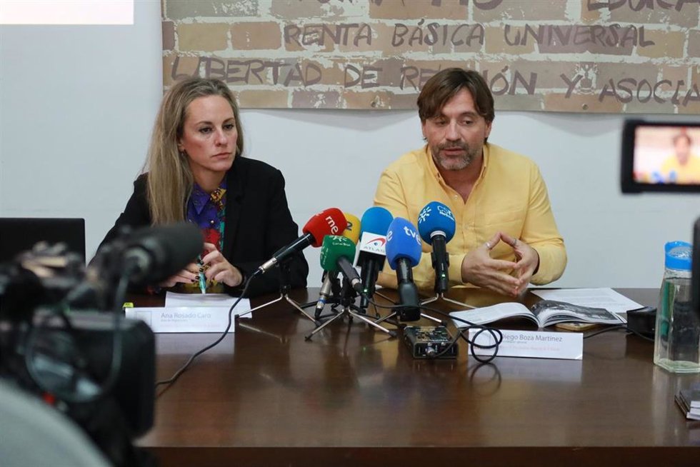 Presentación del informe 'Derechos Humanos en la Frontera Sur 2024. CIEs: espacios sin derechos para migrantes' de la Asociación Pro Derechos Humanos de Andalucía (Apdha)