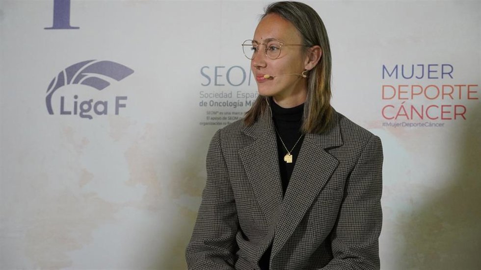 Virginia Torrecilla, exjugadora del Atlético de Madrid, durante la jornada 'Caminando hacia la Esperanza: mujer, deporte y cáncer'.