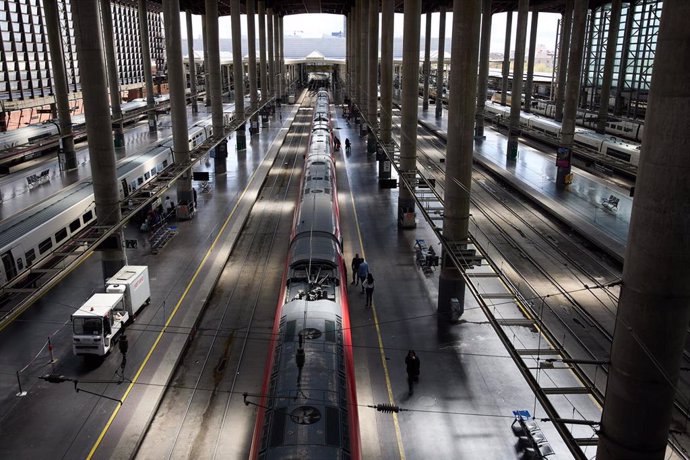 Trenes de Renfe con motivo de la segunda fase de la operación Salida por Semana Santa en la Estación de Atocha