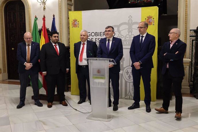 Rueda de prensa del subdelegado del Gobierno en Granada sobre la sede europea de ADIA Lab en Granada.