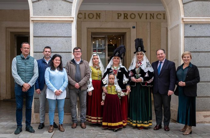 Presentación de la romería de la Virgen de la Peña en la Diputación de Huelva.