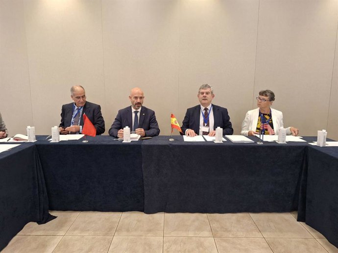 El Subdelegado participa en las jornadas para impulsar el Proyecto Enlace Fijo Europa-África