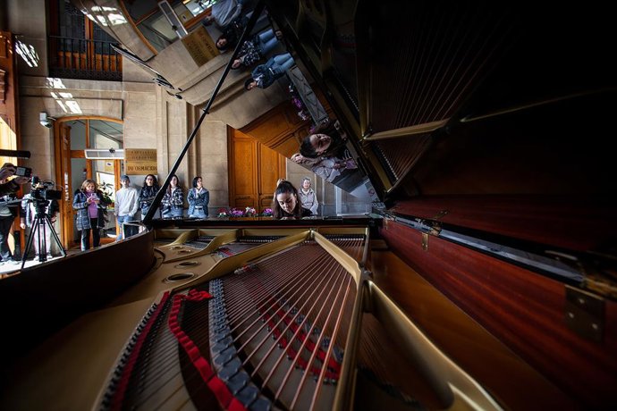 Concierto de de piano en la calle previo al 65º Concurso Internacional de Piano Premio Jaén.