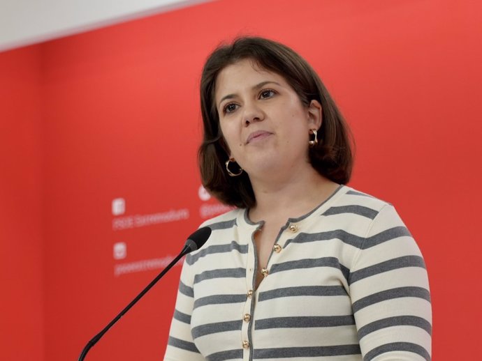 La portavoz del PSOE de Extremadura, María Andrada.