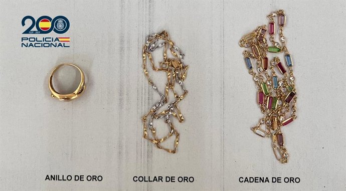 Imagen de las joyas sustraídas y recuperadas por la Policía Nacional