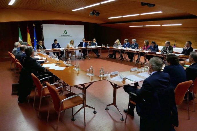II Foro de Información y Participación Tributaria de la Junta celebrado en Sevilla.
