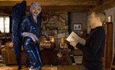 Foto: Harry Vanderspeigle vuelve "más humano" que nunca en la tercera temporada de Resident Alien que llega a SYFY