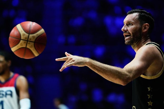 Archivo - El jugador de baloncesto Rudy Fernández, con la selección.