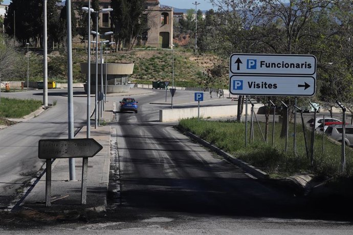 Señales indicando el Centro Penitenciario Brians 2.