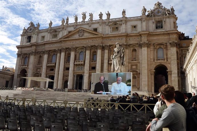 Archivo - Plaza de San Pedro en el Vaticano