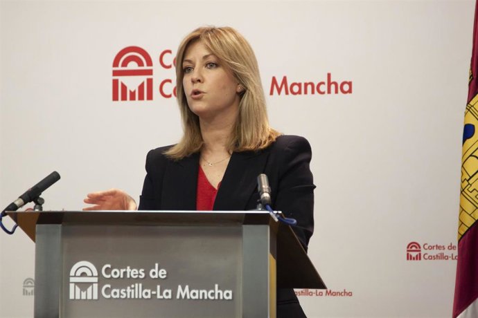La portavoz del grupo socialista en las Cortes de Castilla-La Mancha, Ana Isabel Abengózar.