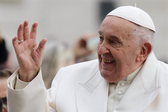 El Papa a su llegada a la audiencia general de este miércoles