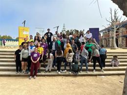 Joves voluntaris participen en els camps de l'IVAJ amb xiquets tutelats durant les vacances de Setmana Santa