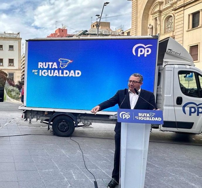 El president del PP de la província d'Alacant, Toni Pérez