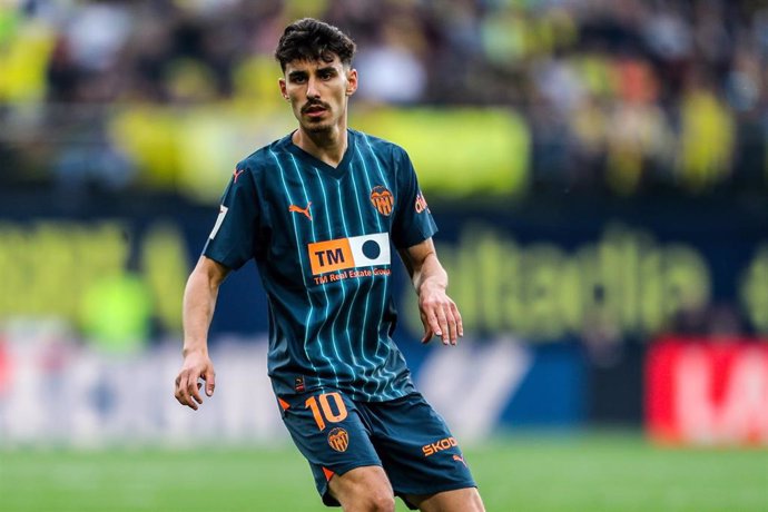 André Almeida, durante un partido con el Valencia.