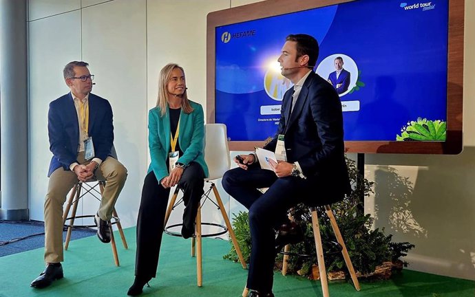 Imagen de la sesión 'Innovación al servicio del sector salud y la industria farmacéutica', celebrada en el marco del Salesforce World Tour Madrid 2024