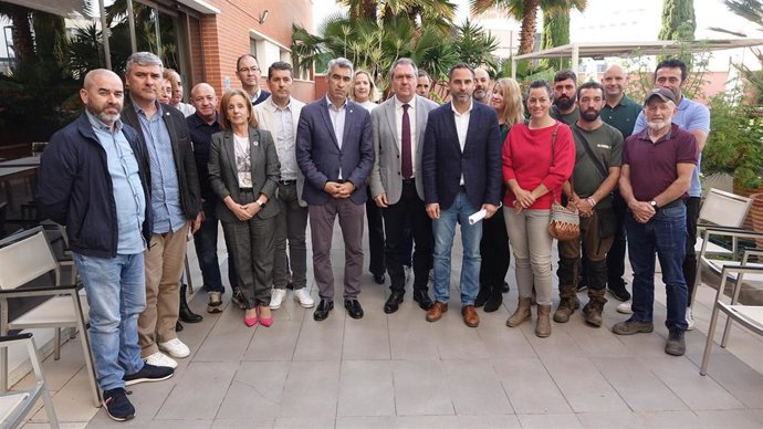 El PSOE exige a Moreno que "escuche a los trabajadores perjudicados por el decreto de sequía"