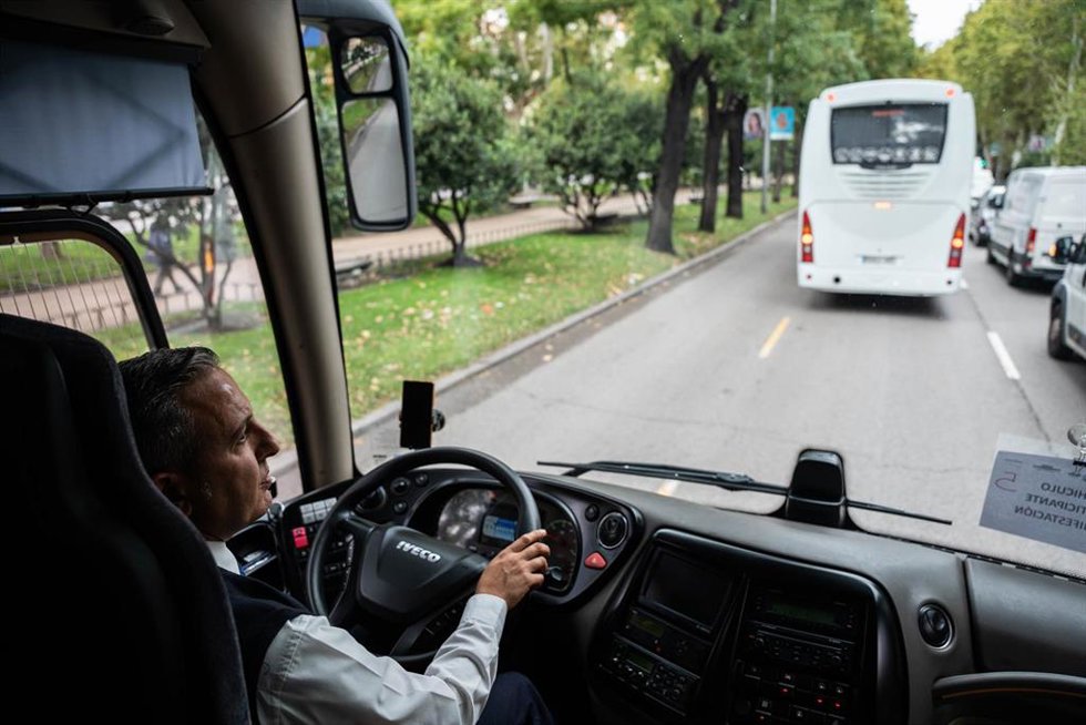 Archivo - UGT y CCOO se movilizarán para pedir jubilación anticipada para los conductores profesionales