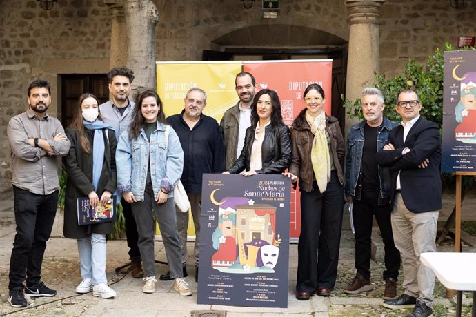 Archivo - Presentación del programa cultural Noches de Santa María de Plasencia, que llega a su vigésimo segunda edición