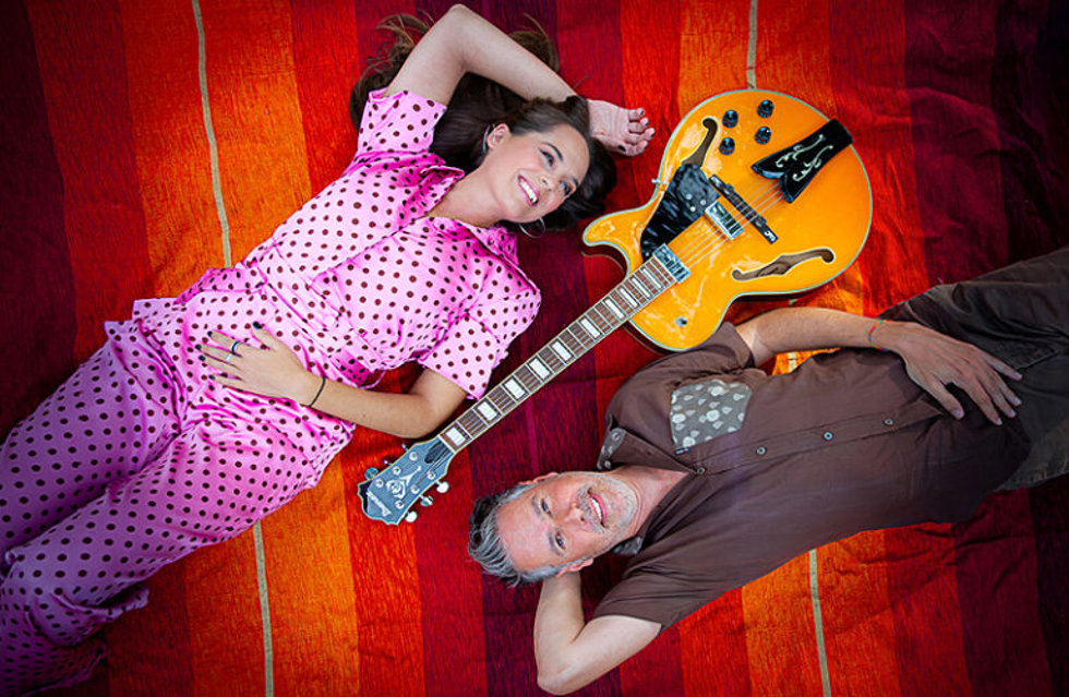 Chez Luna presenta su nuevo álbum 'Al otro lado' en el Centro de Iniciativas Culturales de la Universidad de Sevilla (Cicus).