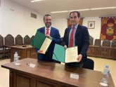 Foto: Junta y Ayuntamiento de La Línea (Cádiz) firman un protocolo para impulsar la nueva sede judicial en el antiguo Hospital