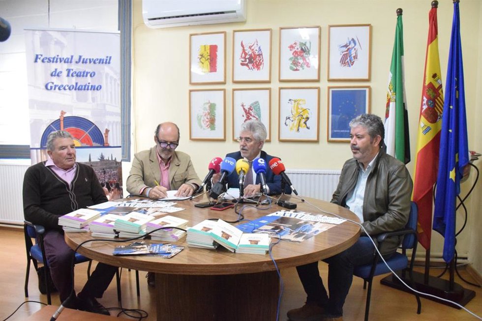 Presentación del Festival Juvenil de Teatro Grecolatino.
