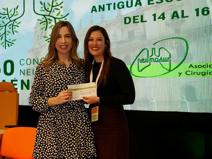 La doctora Cristina María Carrasco Carrasco, especialista del Hospital de Jerez (Cádiz), premiada por su tesis.