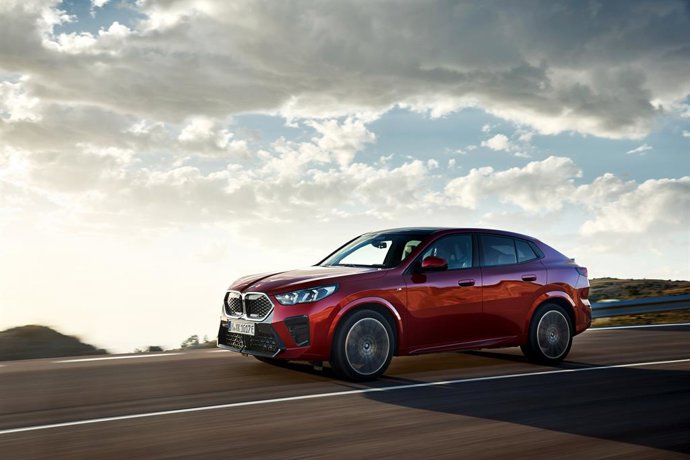 Archivo - BMW iX2 xDrive30