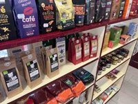 ¿Por qué apenas hay productos de comercio justo en las máquinas de vending en escuelas y hospitales?