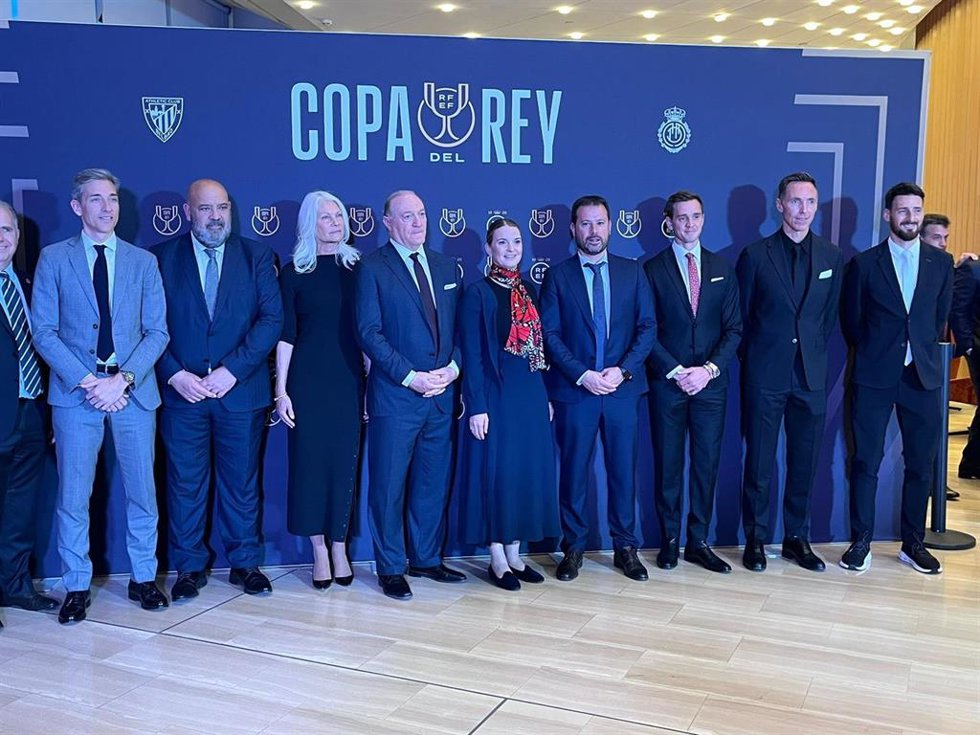 La presidenta del Govern balear, Marga Prohens, en la cena previa a la final de la Copa del Rey