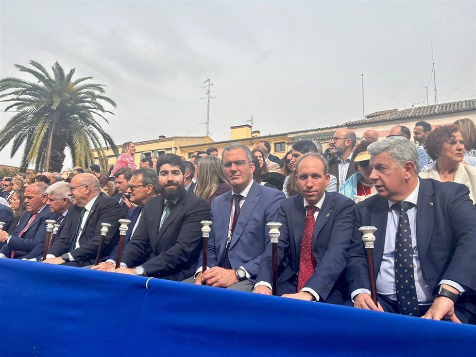 Gran Cortejo de Mondas con presencia del diputado nacional por Madrid Javier Ortega Smith