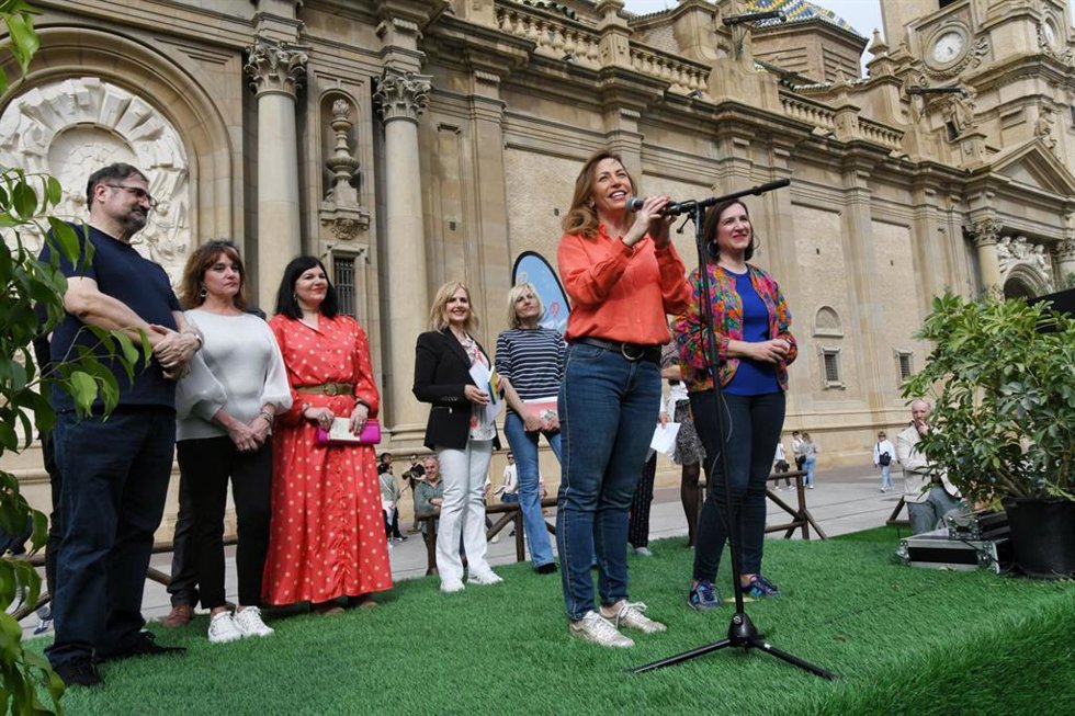 Inauguración de 'Hola Primavera', en la plaza del Pilar.