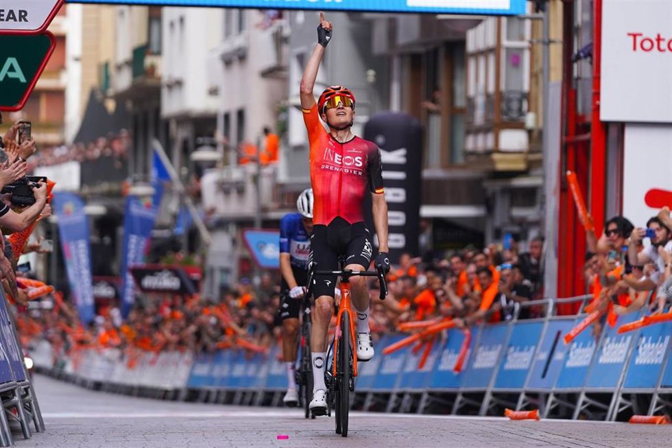 Carlos Rodríguez gana la última etapa de la Itzulia