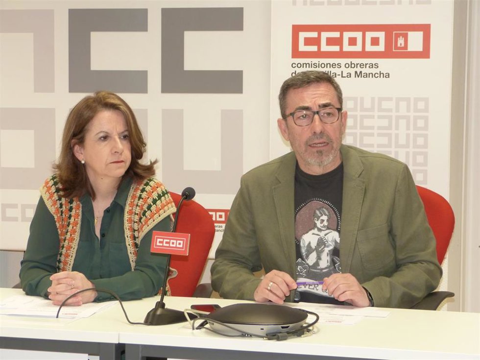 Archivo - Raquel Payo y Paco de la Rosa, de CCOO
