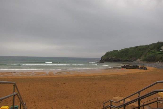 Archivo - Jornada nubosa en Bizkaia