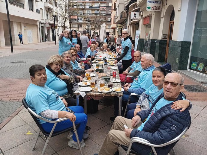 La Asociación Parkinson Rioja logra recaudar 460 euros con su vermú solidario