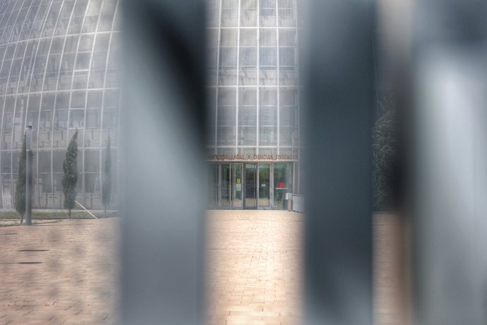 Vista de la fachada del edificio de la Ciudad de la Justicia, a 8 de abril de 2024, en Madrid (España).
