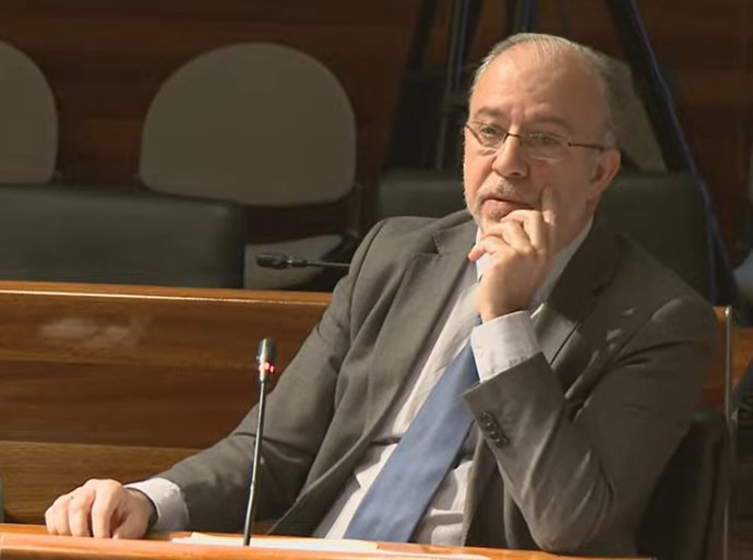 El diputado de Vox en la Junta General del Principado, Gonzalo Centeno