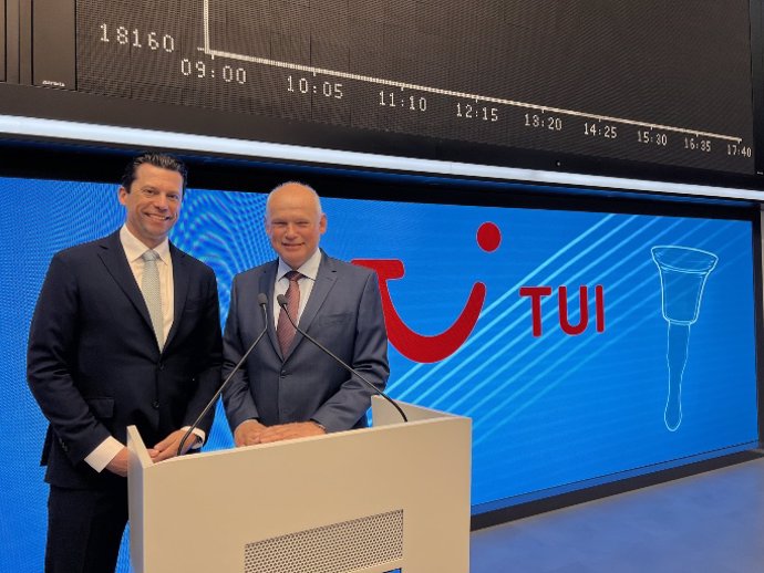 TUI vuelve a cotizar en la Bolsa de Frankfurt tras casi diez años en Londres.