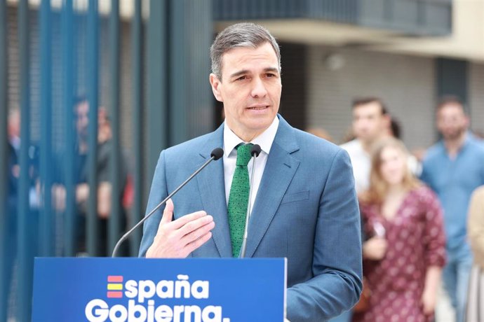 Pedro Sánchez, este lunes en Dos Hermanas (Sevilla)