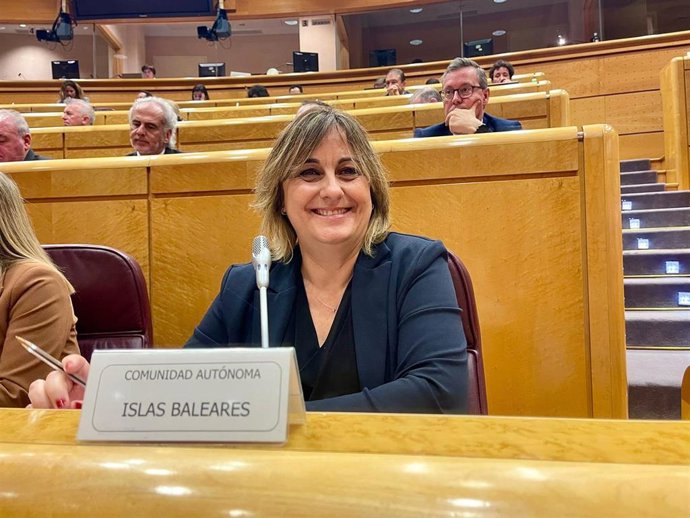 La consellera de Presidencia y Administraciones Públicas, Antnia Maria Estarellas.