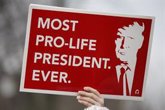 Foto: EEUU.- Trump defiende que sea cada estado el que fije las condiciones del derecho al aborto