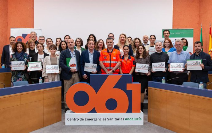 El 061 reconoce 42 nuevas zonas cardioaseguradas de la provincia de Málaga