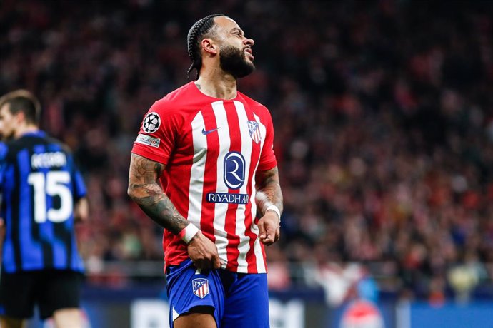 Memphis Depay of Atletico de Madrid lamenting during the UEFA Champions League, Round of 16, football match played between Atletico de Madrid and FC Internazionale Milano at Civitas Metropolitano stadium on March 13, 2024, in Madrid, Spain.